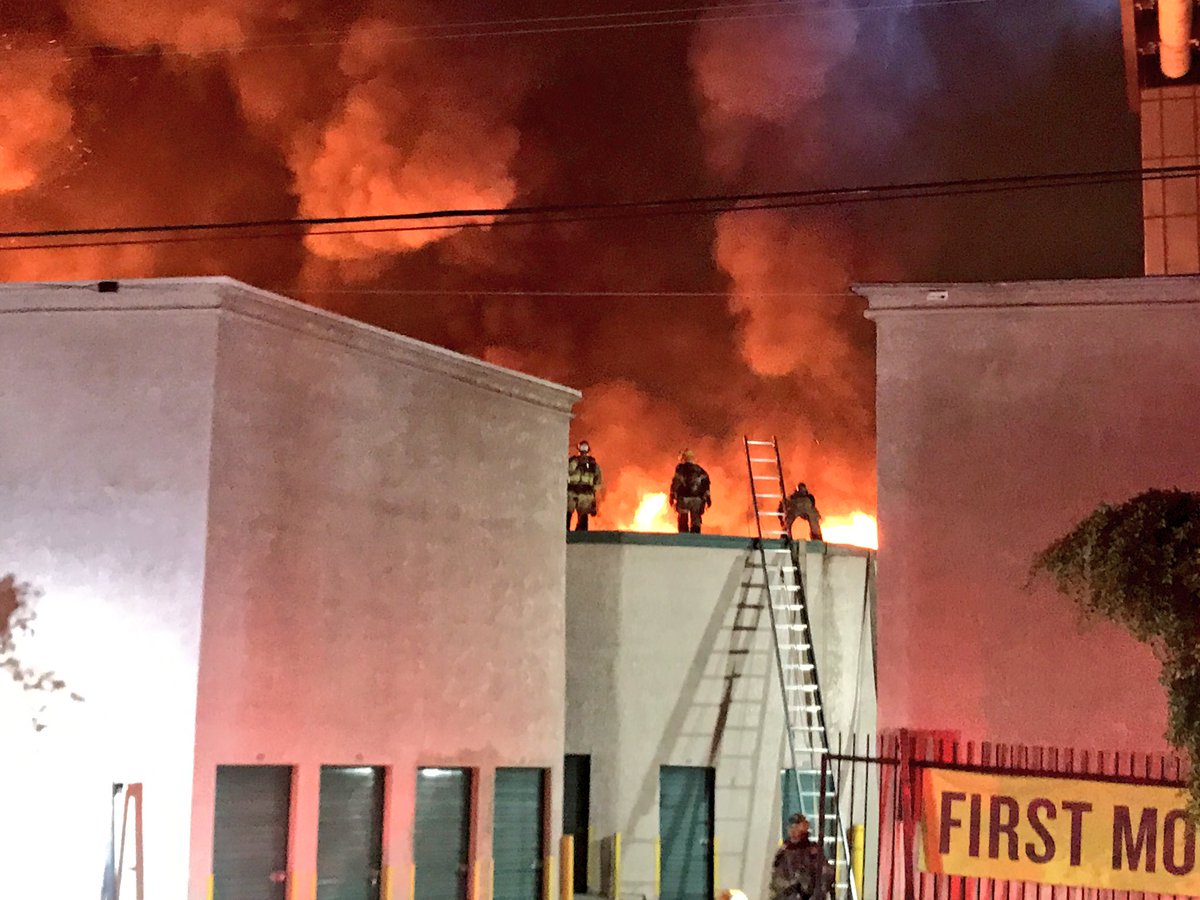 Long Beach Fire Ca On Twitter At 1150 Pm Units Responded To with Extra Space Storage Long Beach Long Beach Fire Ca On Twitter At 1150 Pm Units Responded To with Extra Space Storage Long Beach