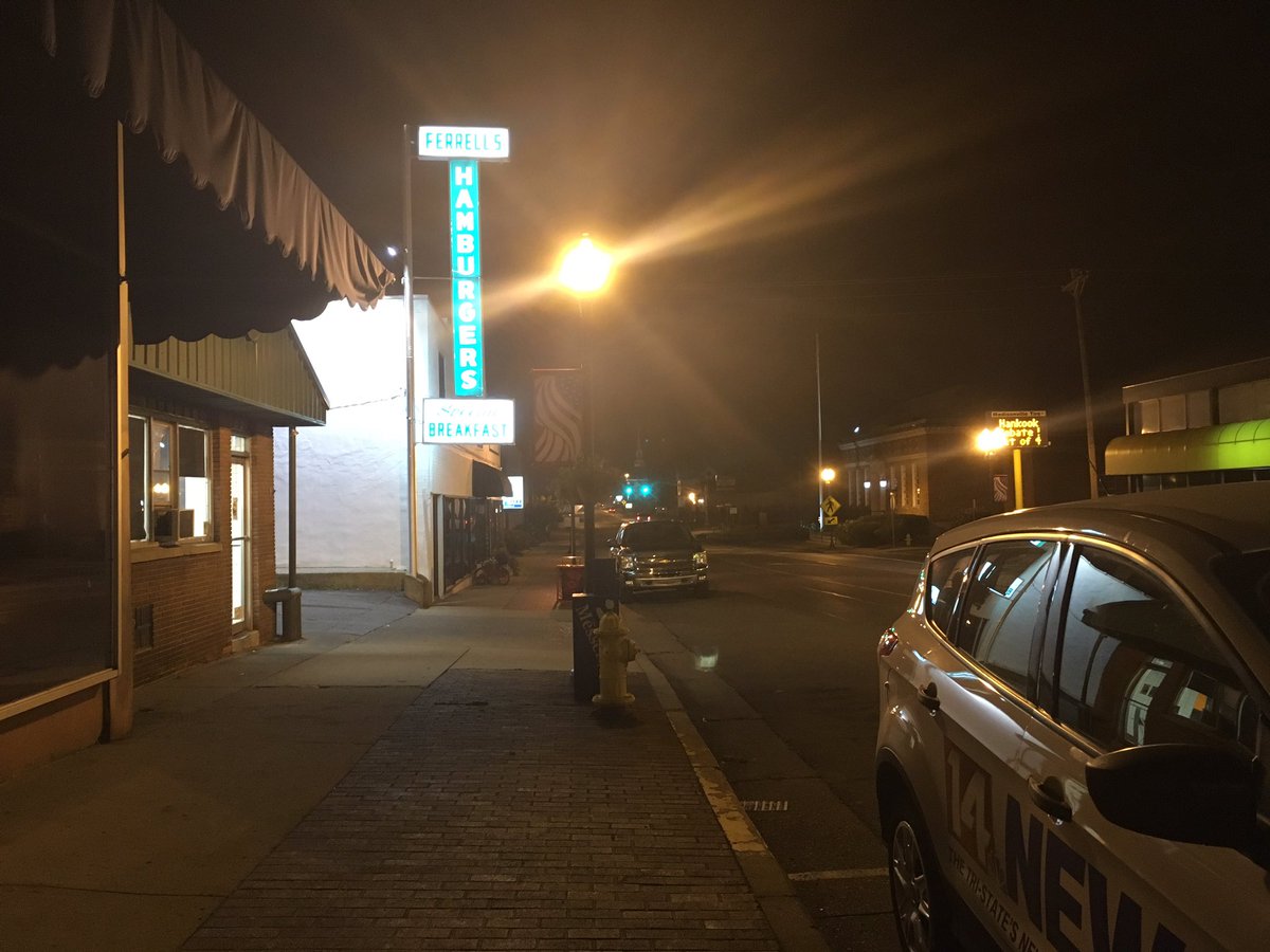HillarySimonTV's tweet photo. Hey downtown Madisonville! Who's awake?! I'm outside Ferrels this morning talking #SolarEclipse2017. Come say hi 😊 https://t.co/udOGnFmKJZ