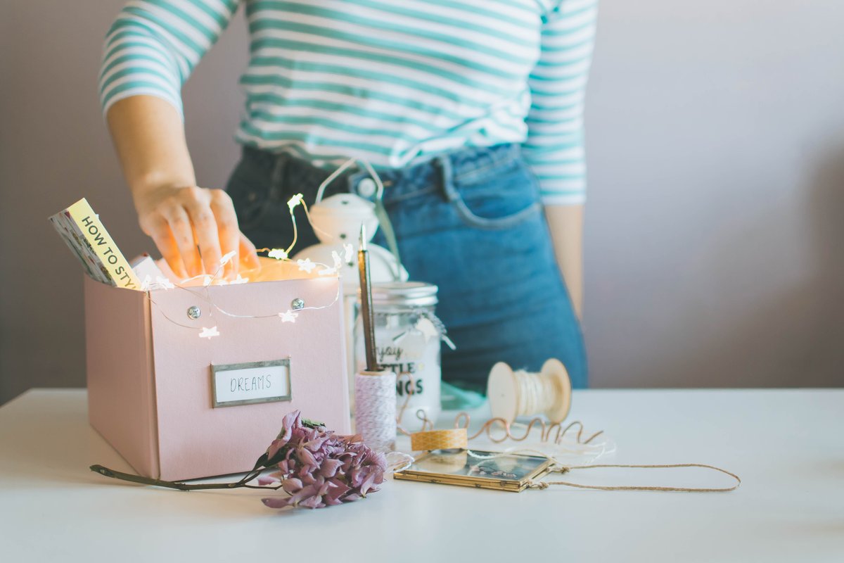 -2 days to my #GetClientHunted free email course. Exciting! Make sure you join today >> eepurl.com/cZqY3D