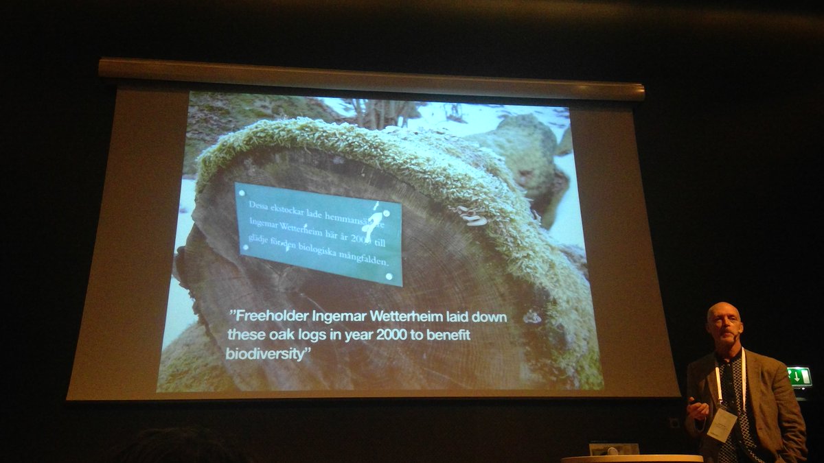 sandrinha2021's tweet photo. Not a "lazy farmer" but one who cares for biodiversity. #farminglikeaboss #Res2017 #ResFrontiers https://t.co/X0B050Bav1
