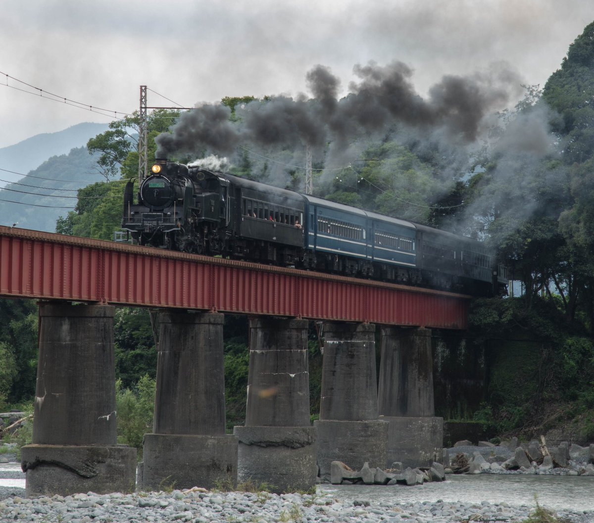 wingfarm's tweet photo. 昨日は久々に大井川鐵道で撮り鉄🚂
リアルジェームスも初めて見てきた😳

#大井川鐵道 https://t.co/OzPur48e6l