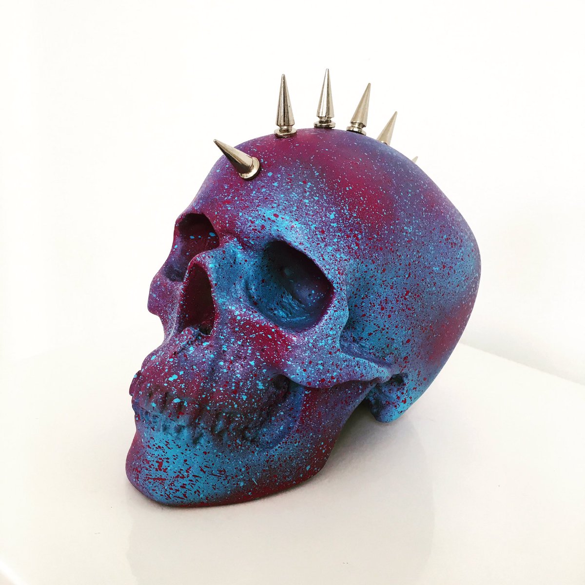 HausofSkulls's tweet photo. Custom Mohawk Skull 🖤💀 https://t.co/mj8NPD8qsE #skulls #london https://t.co/v5DbnftVz3