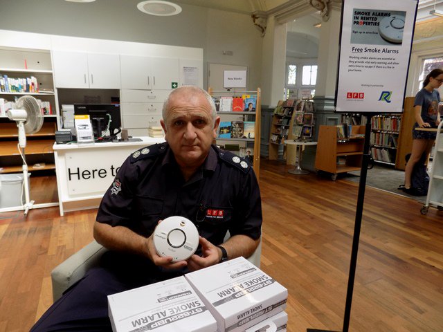 LBRUT's tweet photo. Remember to head to #WhittonLibrary TODAY from 2 to 5pm to pick up your FREE #smokealarm https://t.co/Tlx7uWcmvu @LondonFire @RichmondLibs https://t.co/NEJrN2Y8w5