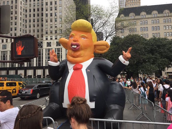 Trump's Secret Service detail will be replaced by giant inflatable Trump animals like #TrumpChicken &amp; #TrumpRat. #TrumpResign