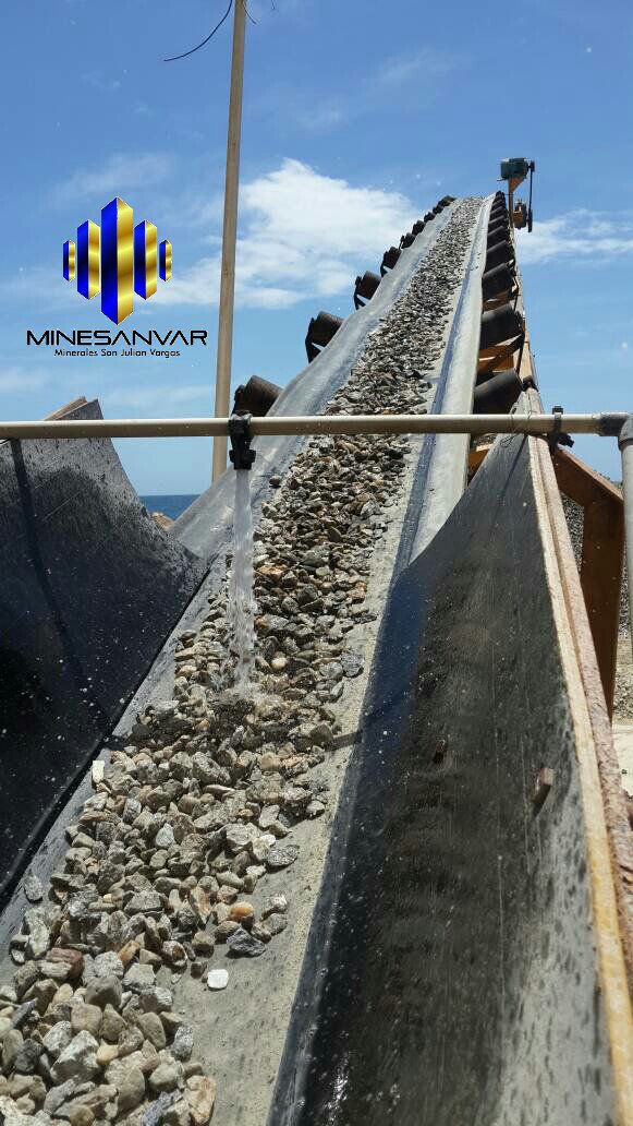 minesanvar's tweet photo. Continúan las operaciones en nuestra planta procesadora de agregados, somos "Minerales San Julian Vargas" @Procuravargas @GobiernoDVargas https://t.co/7wpPqrJlqg