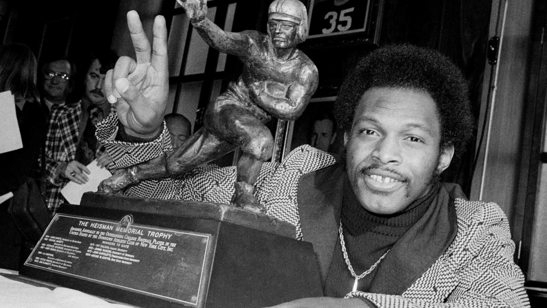 Happy birthday to the great Archie Griffin, who turns 63 today. 