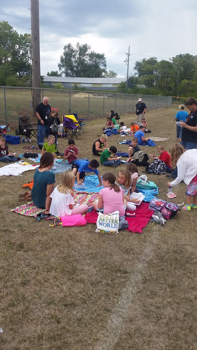 DanSell60's tweet photo. @inquirywizards @MillerGr4 getting ready for # eclipse 475 @MilfordLakers https://t.co/6sN5s86thp
