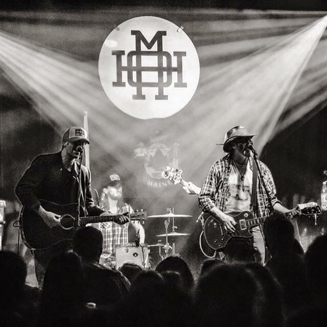 heartsoulsub's tweet photo. @MallettBrosBand is going to be headlining the 1st night of the festival. It's going to be one amazing night.
https://t.co/JpcNMZEI4e https://t.co/dG0B5Uqf1G