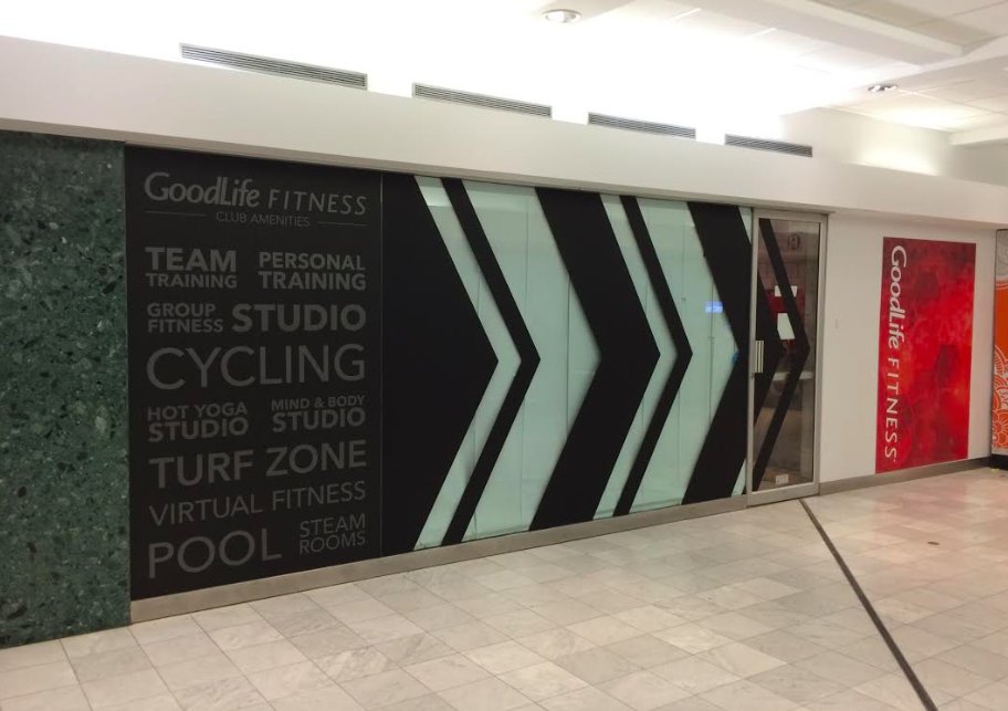 JD_Graphics's tweet photo. Want to stand out? Help draw attention to your business with one of our custom exterior window packages.  #JDGraphics https://t.co/kqKGJEcCHA
