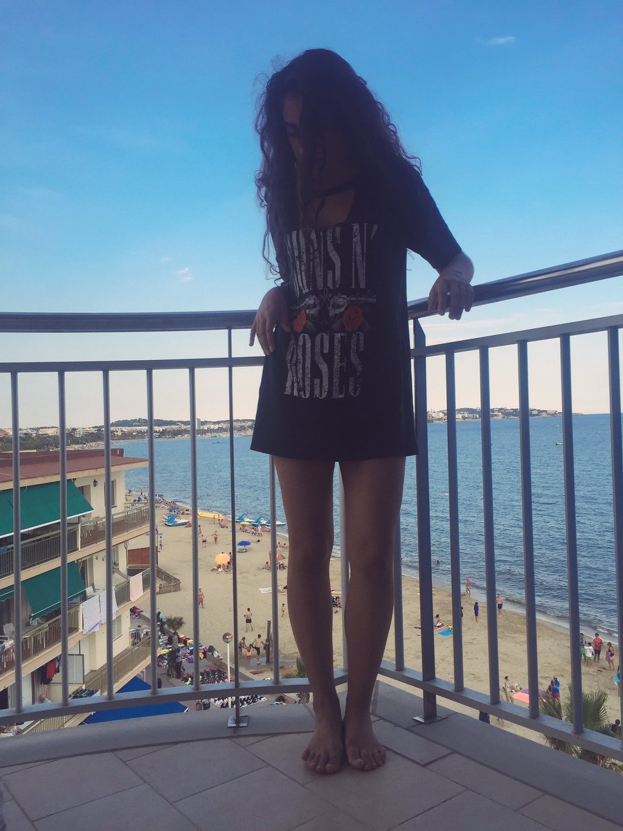 Думаю, стоит разбавить своё гробовое молчание хотя бы парой фоточек 🌊