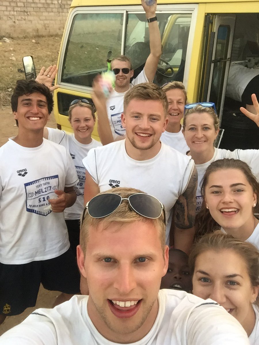 adam_peaty's tweet photo. Photobomb of the week! https://t.co/brCqcMwm9C