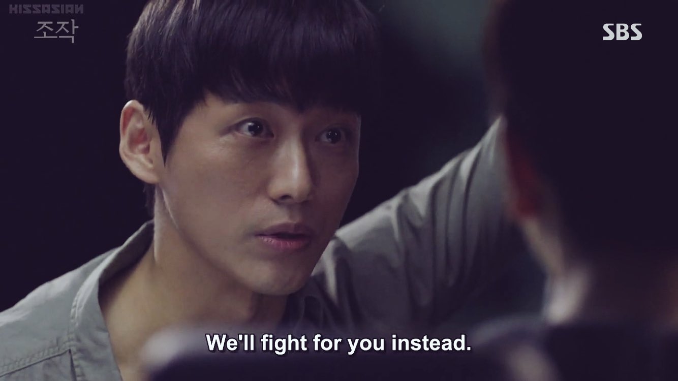 DHwD2m3U0AE3RNF.jpg:large