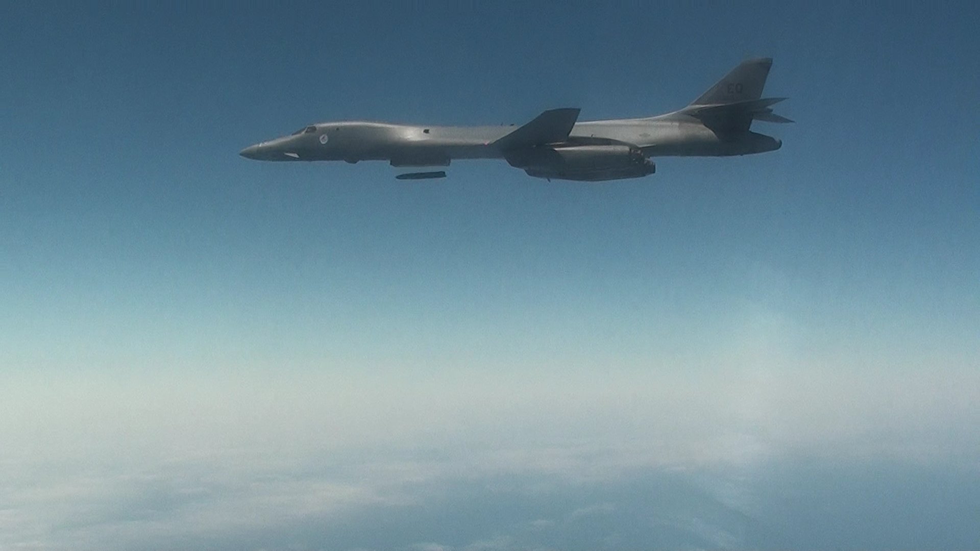 DHwHjaIXUAEC-vX.jpg:large