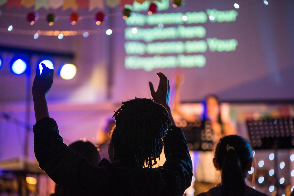 SowEvents's tweet image. We wanna see your kingdom come!!! Great atmosphere!  #SOWedinburgh #LifeChurchEdinburgh #SowTheWordThroughWorship #worship #Jesuslovesyou