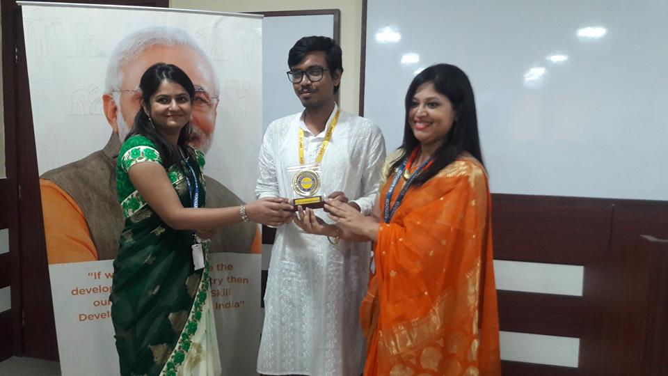 SIMOCO_EDU's tweet photo. Prize distribution &amp; Cultural program
#Independence day celebration #PMKVY
@RajivPratapRudy @MSDESkillIndia @NSDCINDIA @rsbiky https://t.co/UlD1733hje