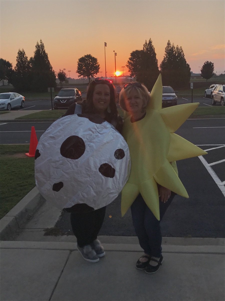 RBESRockets's tweet photo. RBES is excited and prepared for the Solar Eclipse!!! https://t.co/AXLWEnsGkd