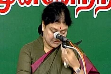 நான் கண்ணீர் விட்டது வீணா போச்சே.