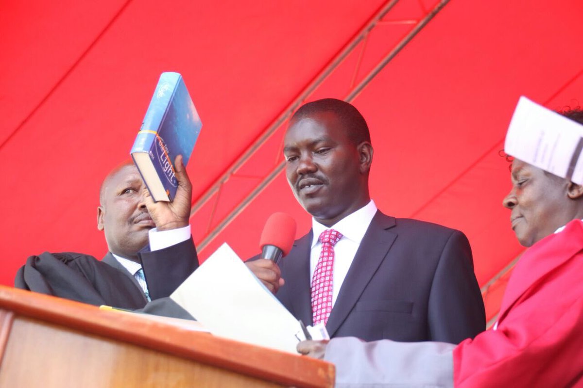 FrontierOnlineK's tweet photo. Uasin Gishu County governor @JacksonMandago takes oath of office for his second term as governor. #CountyTransition @KBCChannel1 https://t.co/kFBxHNIeAY