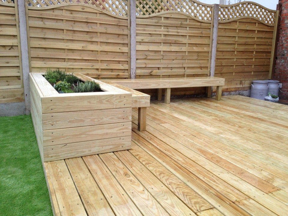 Groundteam's tweet image. Garden Decking Garden decking in Raynes Park incorporating bench and planter leading to ... groundteam.co.uk/landscaping-pr…