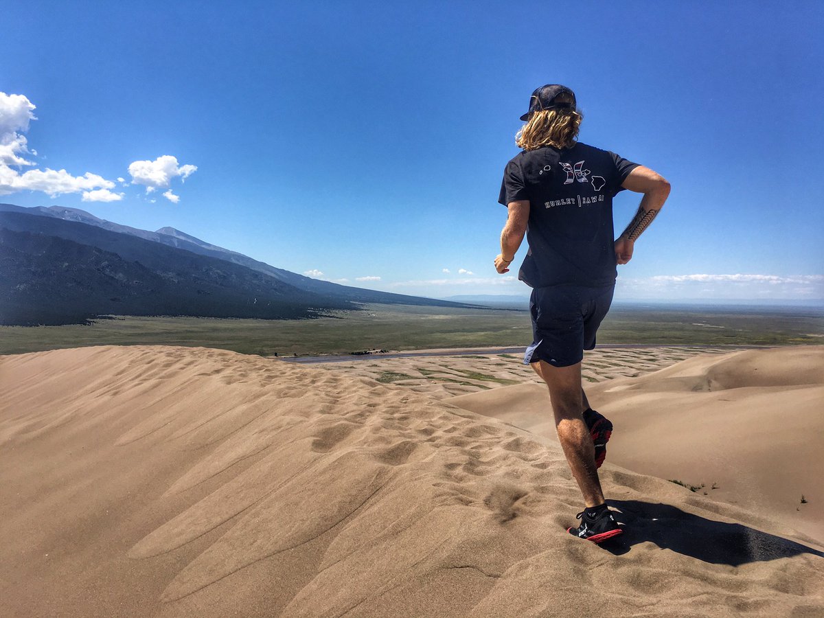 yeti_runners's tweet photo. #dunerunning w/@runbum #nationalpark @treasured_lands @NatlParkService https://t.co/EuHRr9C3wh