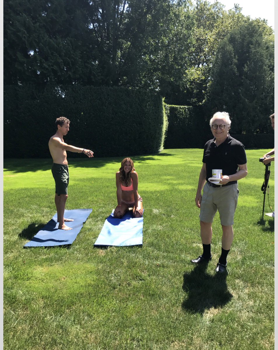 kellybensimon's tweet photo. So much fun filming #wingdad. Behind the scenes of yesterdays shoot https://t.co/6FqVnWetOo