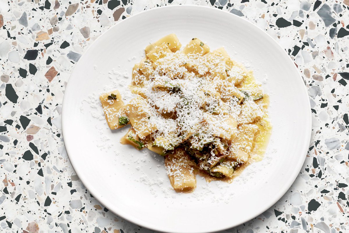 Pasta and prosecco slushies on the menu as <a href="/StevieParle/">Stevie Parle</a> heads to Soho with <a href="/PastaioLondon/">Pastaio 🍝</a> standard.co.uk/goingout/resta…