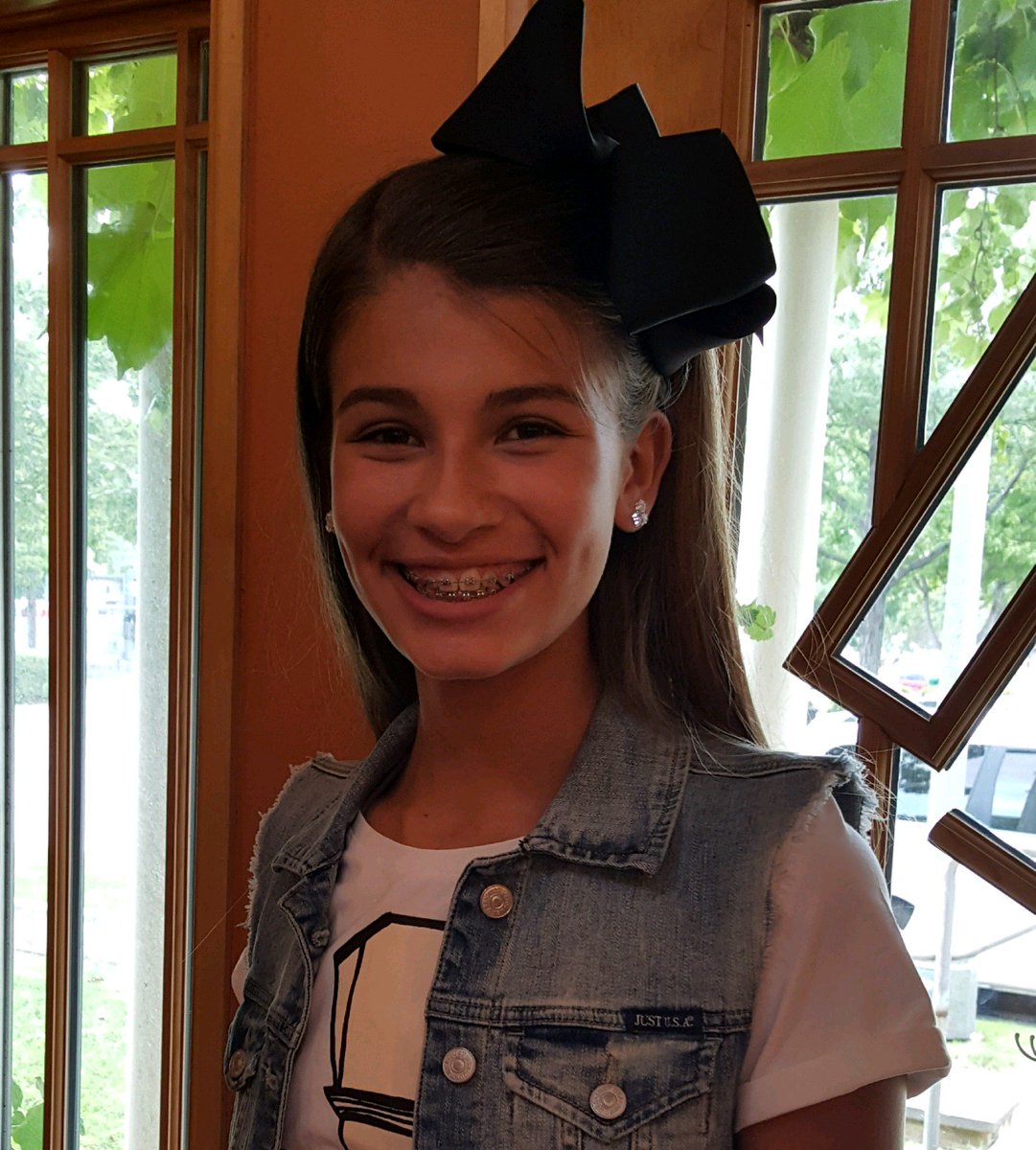 CarynIntl's tweet image. We are so happy to say that Izabella has joined the Caryn International @IMTA LA18 Elite Team! We just know she will do great!