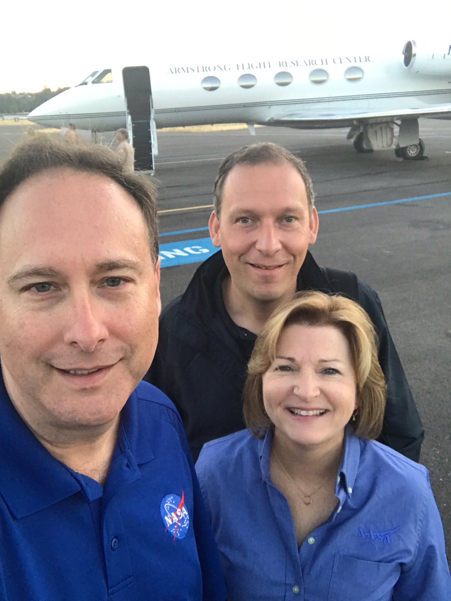 Dr_ThomasZ's tweet photo. Loading up @NASAArmstrong's G-III call-sign #nasa808 #Eclipse2017 #RobertLightfoot #LesaRoe https://t.co/5hZCwW0OyW