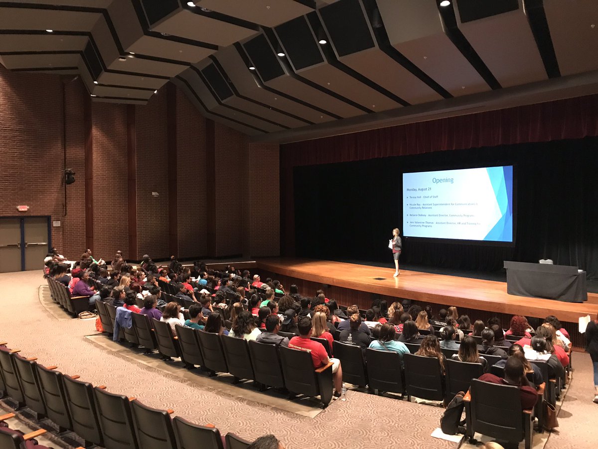 Welcome back Club Rewind staff! Thank you @cyfairnicole for a great start to the training.  #CFISDspirit