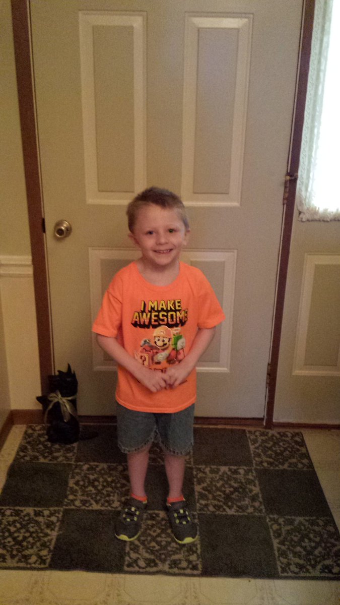 NoelChesnut's tweet photo. I am happy I was able to get my baby boy to kindergarten #hcsd1 #READYFORTOMORROW #AVERYGATORS https://t.co/2ZGdaoPzxA