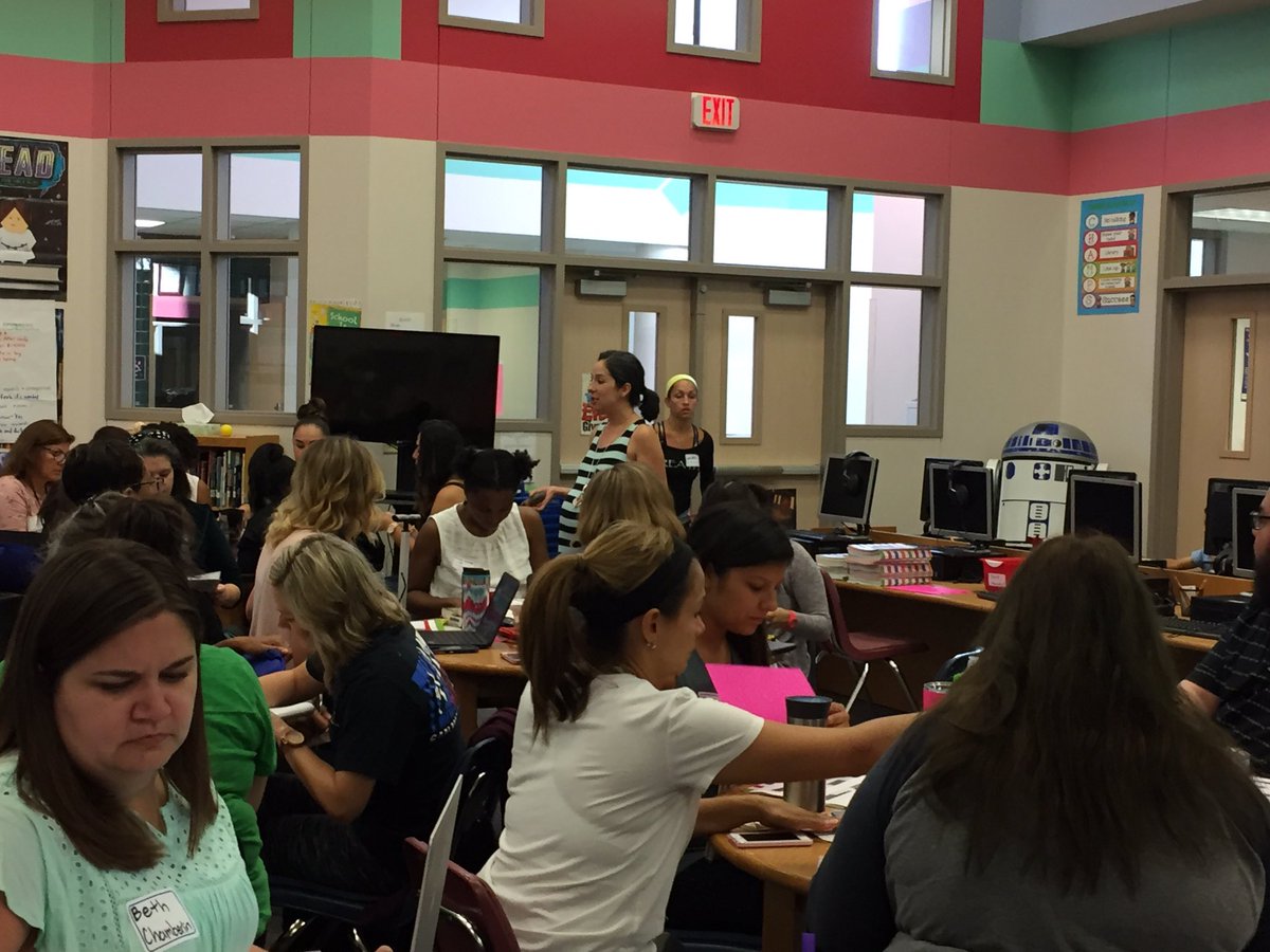 eyeonliteracy's tweet image. Great first day to meet staff and get started on an awesome school year! #mcwpln #mcwchallengeaccepted