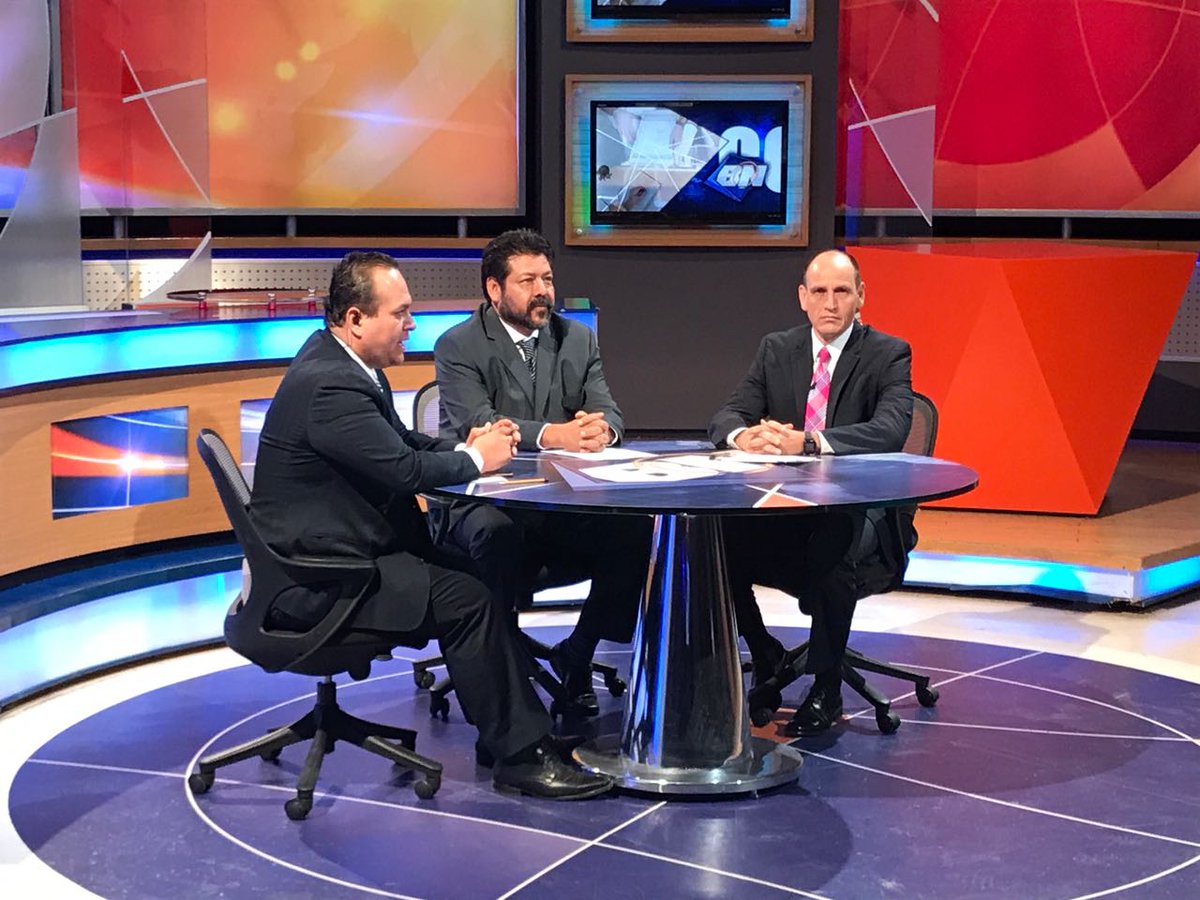 IEEG's tweet photo. Gracias a @BajioTv por la entrevista a titulares del @IEEG y del @INEJLGTO.  Informando acerca del  #ProcesoElectoralLocal 2017-2018 https://t.co/KoTNfAMXDs