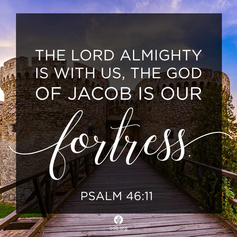 Plummer____'s tweet image. Heavenly Father, we bring our noisy lives and our cluttered minds to You so that we can learn to be still and know that You are God. #wGw