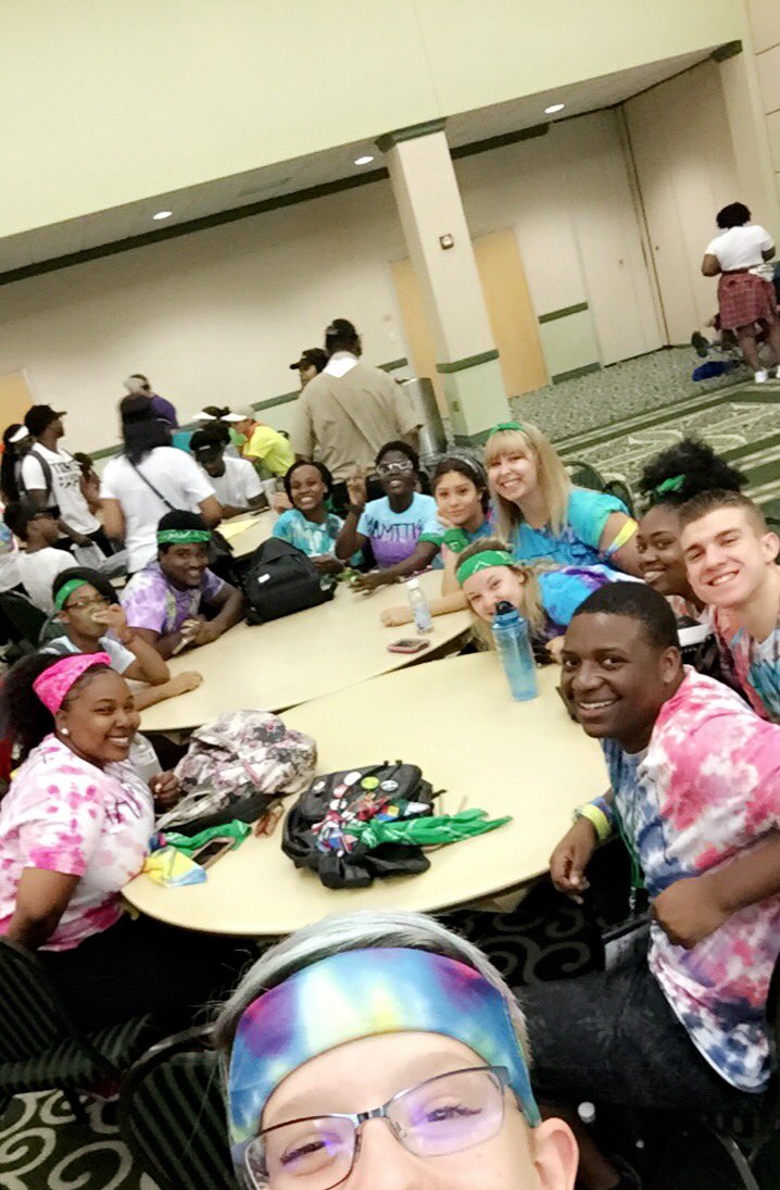 emix_1015's tweet photo. Team Pittman at it again #LiveEMU #TrueEMU #PittmanNeverStops ๐๐ฆ
https://t.co/aGS48rIbOp