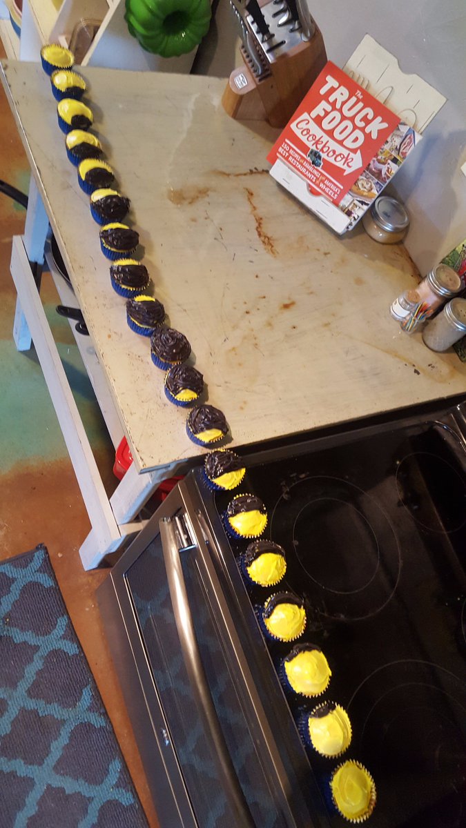 FairfieldISD's tweet image. Mrs. Hoard&apos;s class learning about the Solar Eclipse! #FISDlearn