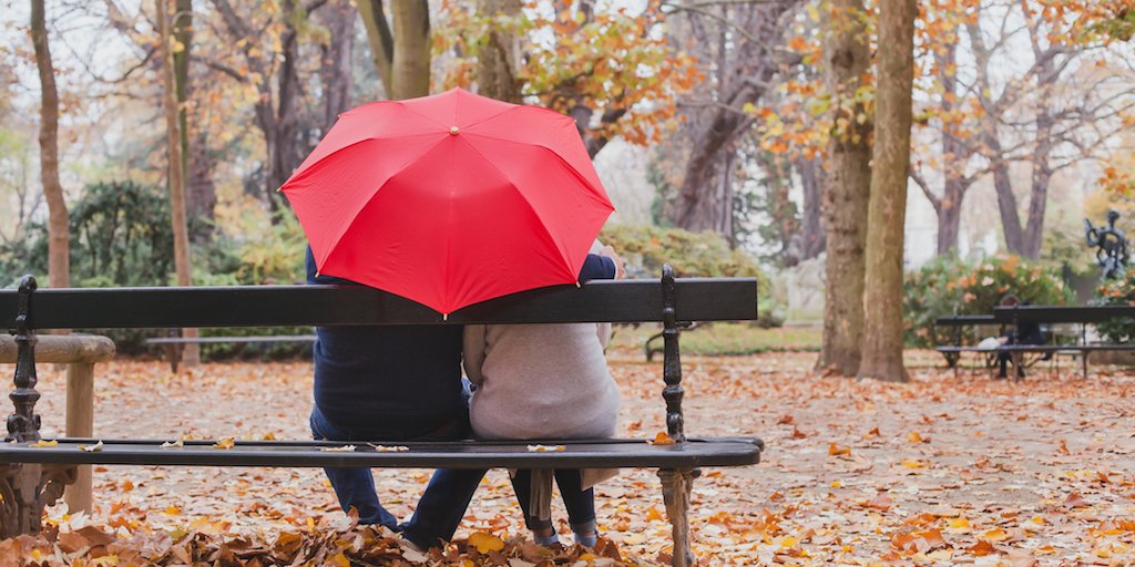 CancerTodayMag's tweet photo. Psychologist Brandee Aquilino gives advice on talking about cancer while dating as a cancer patient or survivor. https://t.co/qlM5Fn9Toh https://t.co/cHCRyS9wmT