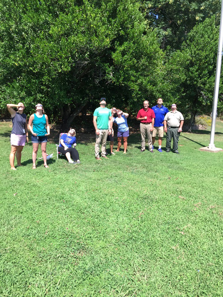 FunCulbreth's tweet photo. Checking out the eclipse at CMS! https://t.co/DgL42OyZjy