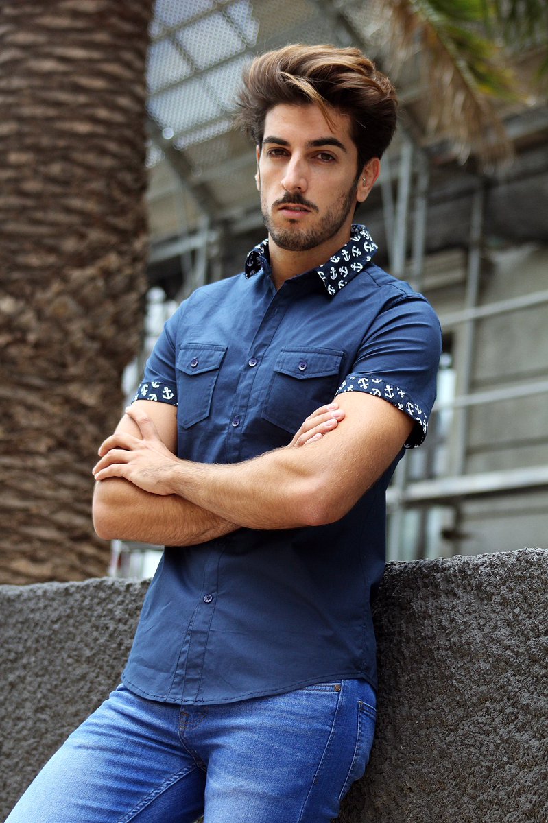 runacanarias's tweet photo. Nos anclamos a la semana con esta camisa para chico!
#runa #runashop #camisa #hombre #fashion #fashionmen #newcollection #nuevacoleccion https://t.co/2H4gVoOXHz