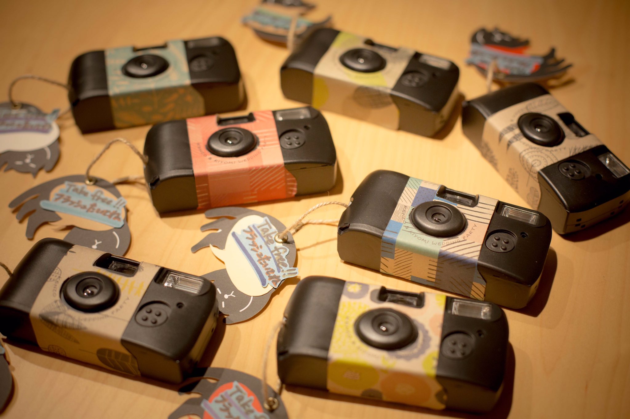 コニコニフォトワークス コニコニフォトワークスの結婚式 ウェディングアイテムヽ O T Co 0azl2gw7sc ブライダル ウェディング フォトウェディング ウェディングフォト インスタントカメラ 結婚準備 ロケーション撮影 コニコニフォトワークス