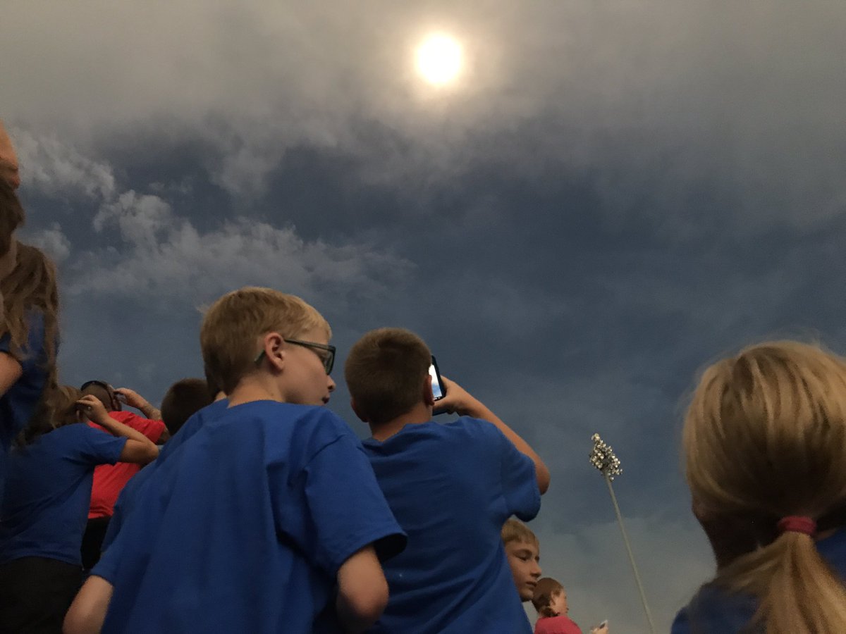TrinityFremont's tweet photo. #TotalityAwesome moments @Cune #Eclipse2017 #SolarEclipse #GrowAtTrinity #awesometimes #awesomekids https://t.co/qzACmw3hID