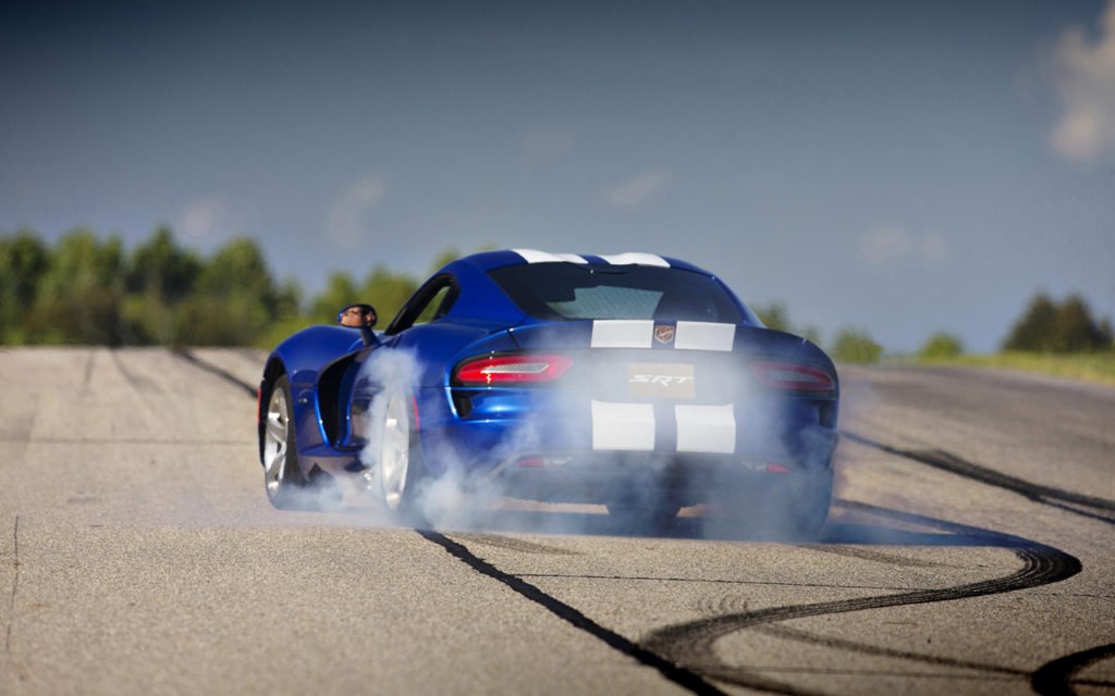 dledmv's tweet photo. La #Viper tire sa révérence... la fin d'une ... - https://t.co/hHJlHjx0o6 - #DLEDMV #GTS #ACR #Dodge #Muscle_Car #RT10 #SRT #Supercar #V10 https://t.co/EFNQaxf41d