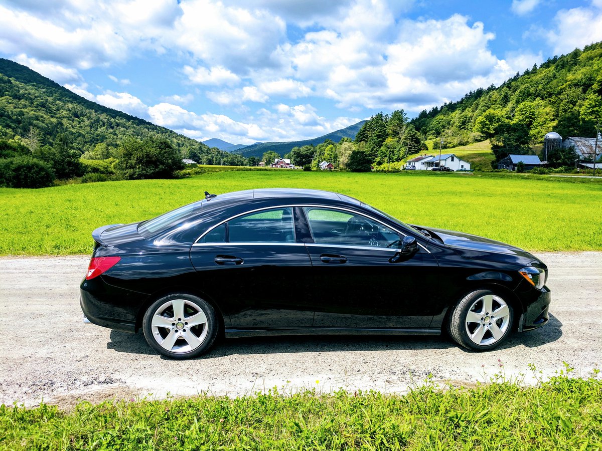 susivak's tweet photo. #cla250 #blacksunshine #vermont #greenmountain @MBUSA @MBofBoston @MercedesBenz https://t.co/3IIbHC0RjK