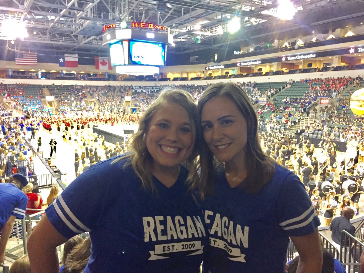 eweltz's tweet photo. Ready for another great year partnering with @educator_eddy! #ReaganRays #1LISD https://t.co/ZX5VtQYE6J