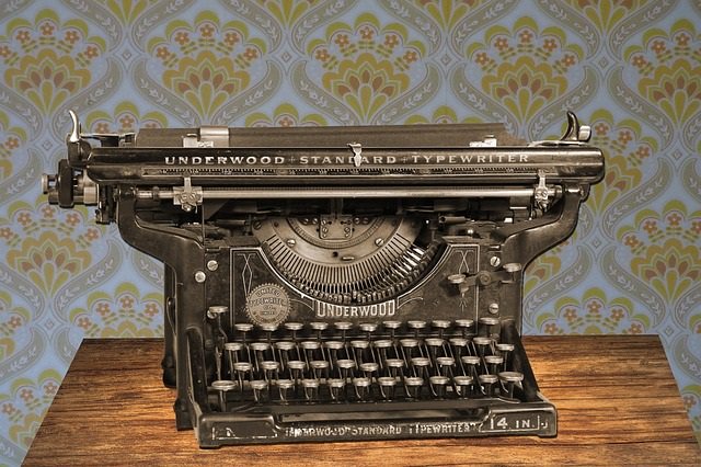 livingfreeguru's tweet photo. Don't let writing be like a diet which you start every Monday, and have stopped doing by Wednesday because it is just too difficult - M Mole https://t.co/6VlIbUhNYA