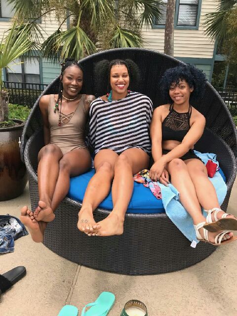 austyn_11's tweet photo. My girls!!! https://t.co/wg5TLswZpp
