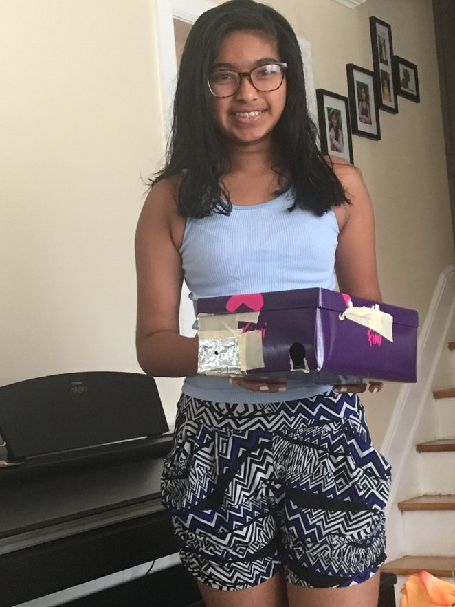 Aartishamin1's tweet photo. Creating pinhole viewer box to see the great New York eclipse! @kmarzocchi @OaksSchool3 @AngelaAbend @mvotke https://t.co/9Dt9iPNOio