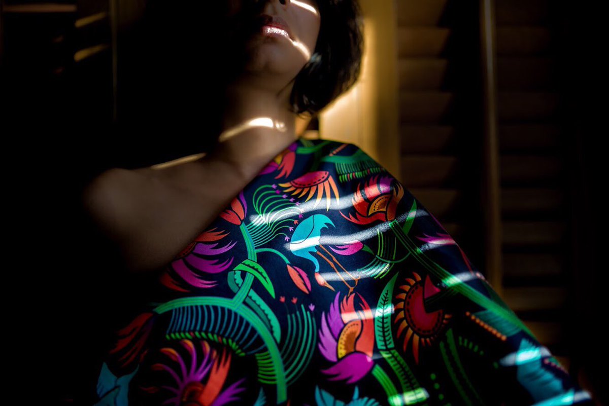 TIndienne's tweet image. Patterns and colors that tell a story. 💙❤️💚💜 #designertextile #indiennes