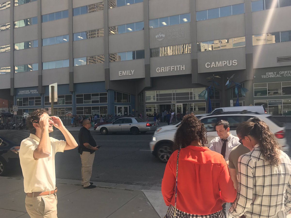 imaginariumDPS's tweet photo. @DPSNewsNow headquarters checking out the  #SolarEclipse https://t.co/LukQTkfcMy