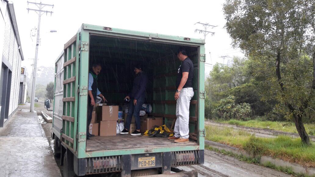 norisOrdonez's tweet photo. Entrega de Insumos para  Nueve Dispensario #SeguroSocialCampesino #ZamoraChinchipe  Nuestros Afiliados la prioridad. https://t.co/T04ZExXmuV