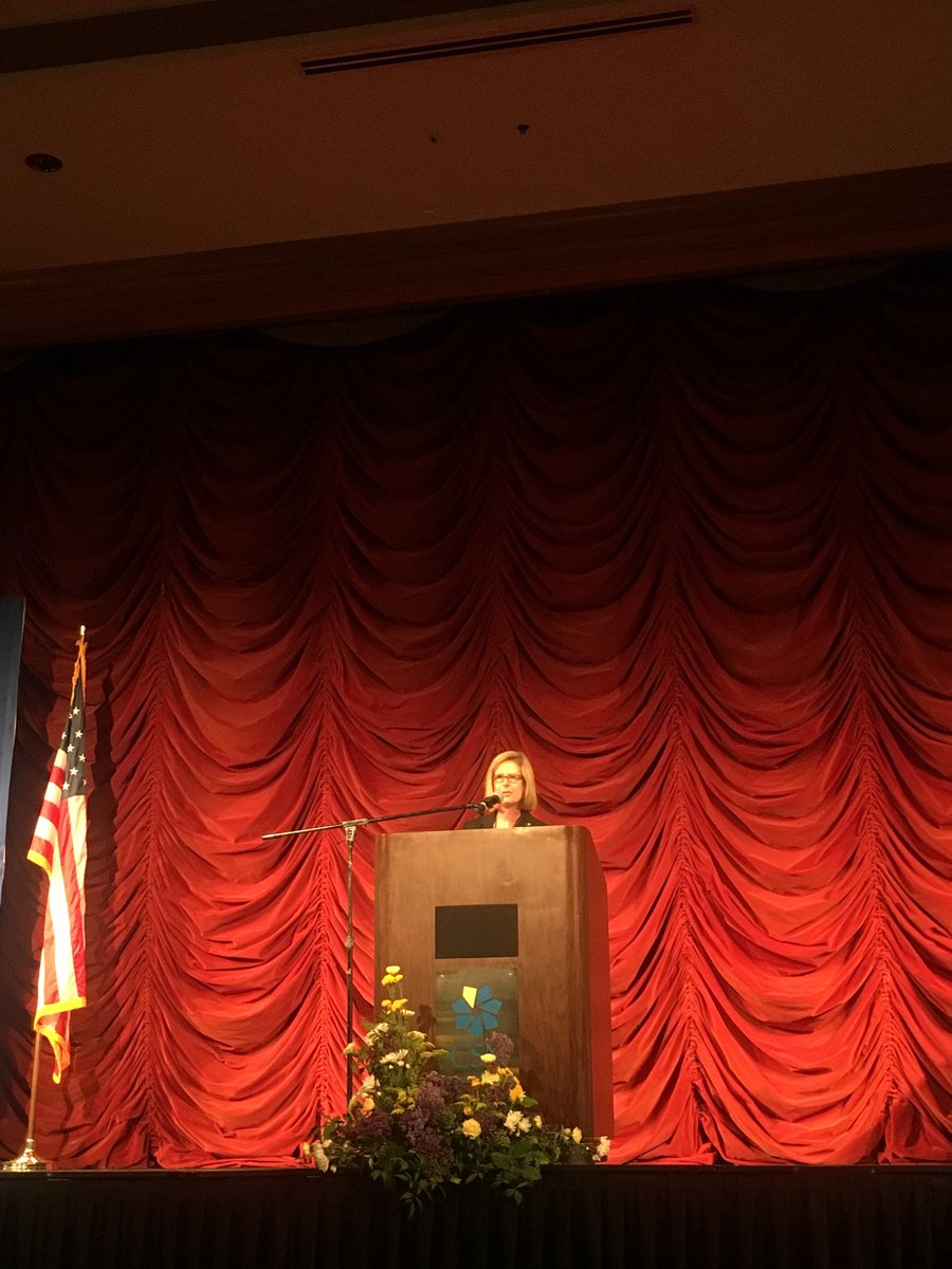 CSNPresident's tweet image. Proud to have @margolynnmartin on the @CSNCoyote team! #CSNConvocation